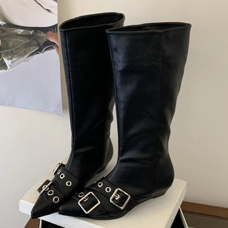 Street Fashion Winter - Unikalne metalowe zdobienia na klamrze, botki