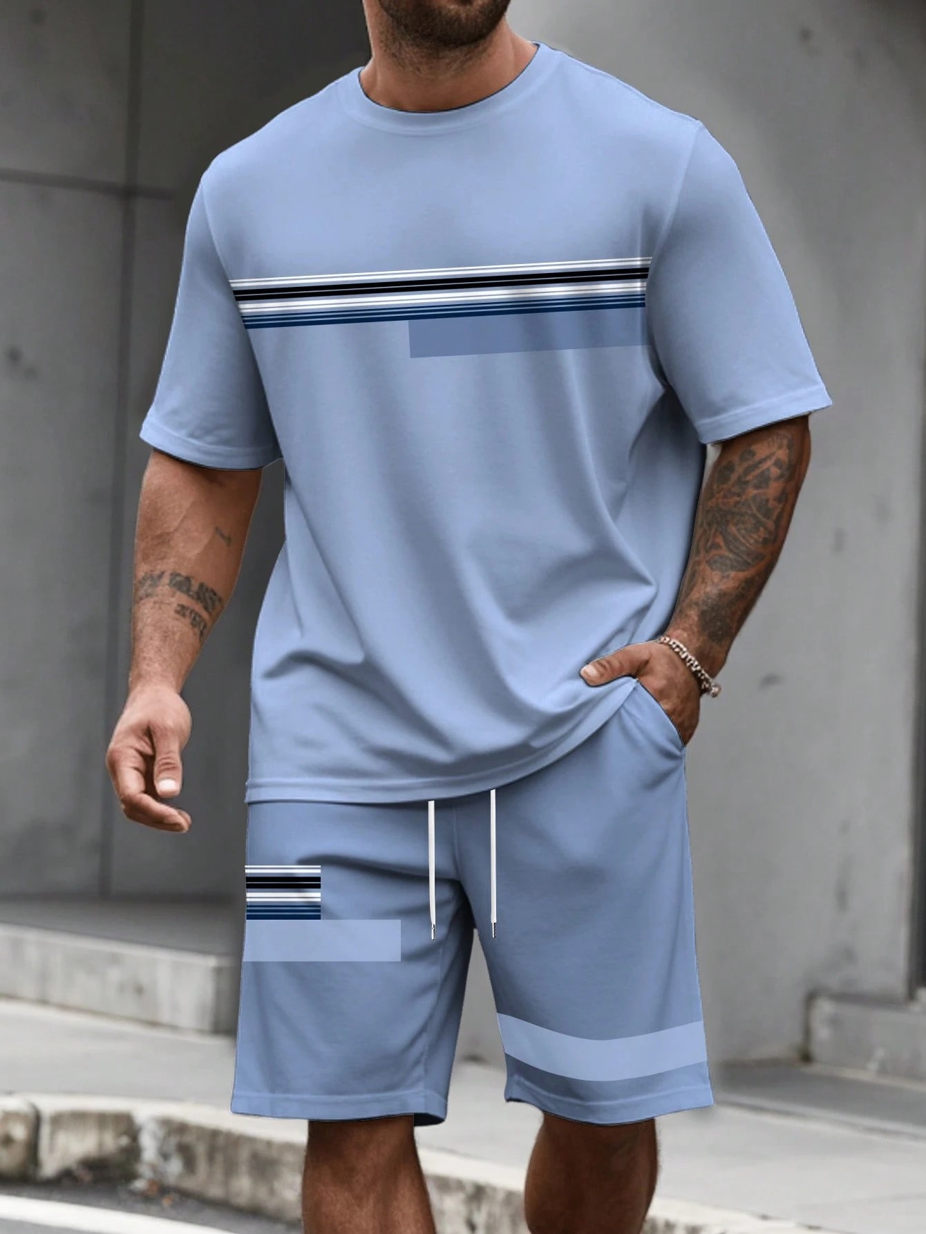 Street Fashion For 2026 - Letni zestaw męski 2026: koszulka z