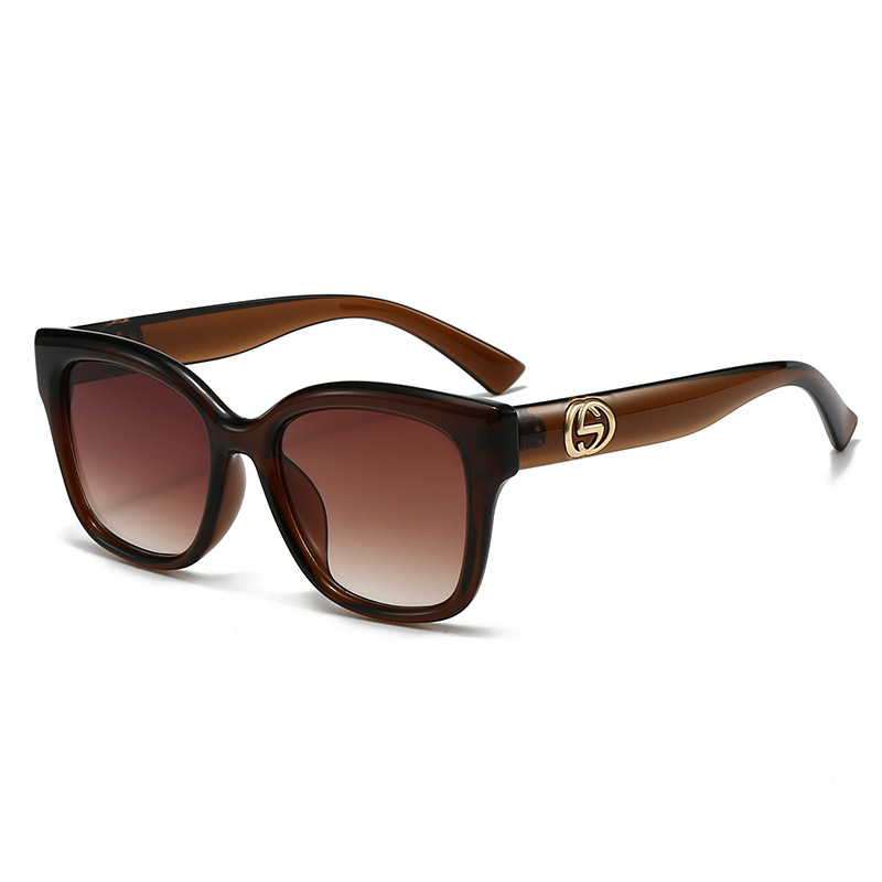 Street Fashion Photography - Okulary w stylu retro, minimalistyczne, jednokolorowe,