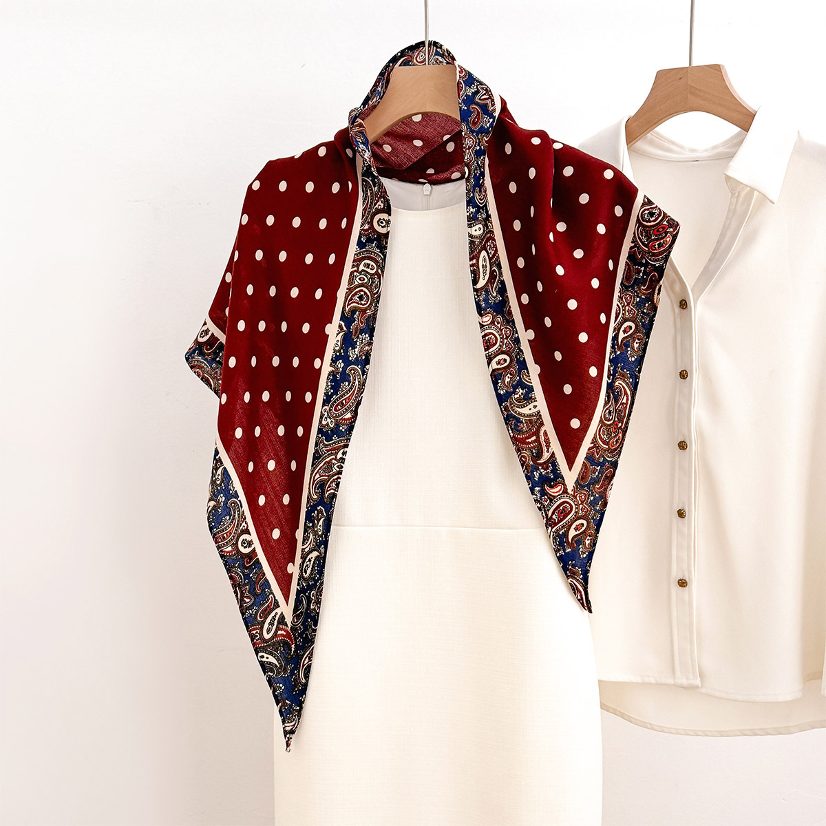 Trójkątna bandana na talię, ws – Bandana Multi Way recenzja i cena