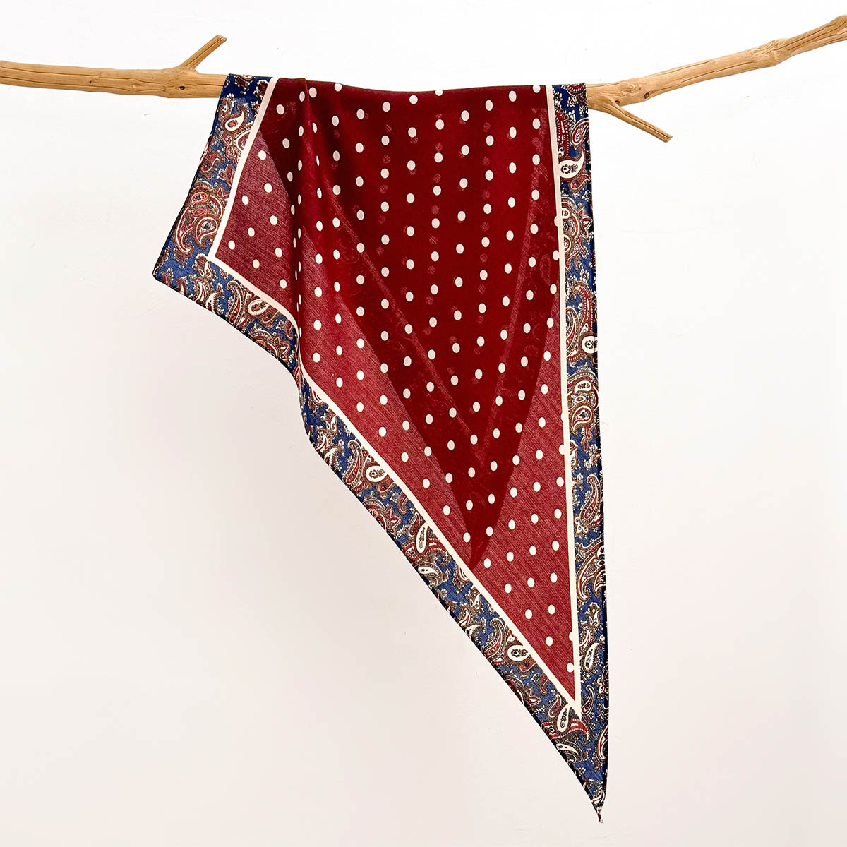 Trójkątna bandana na talię, ws – Bandana Multi Way recenzja i cena